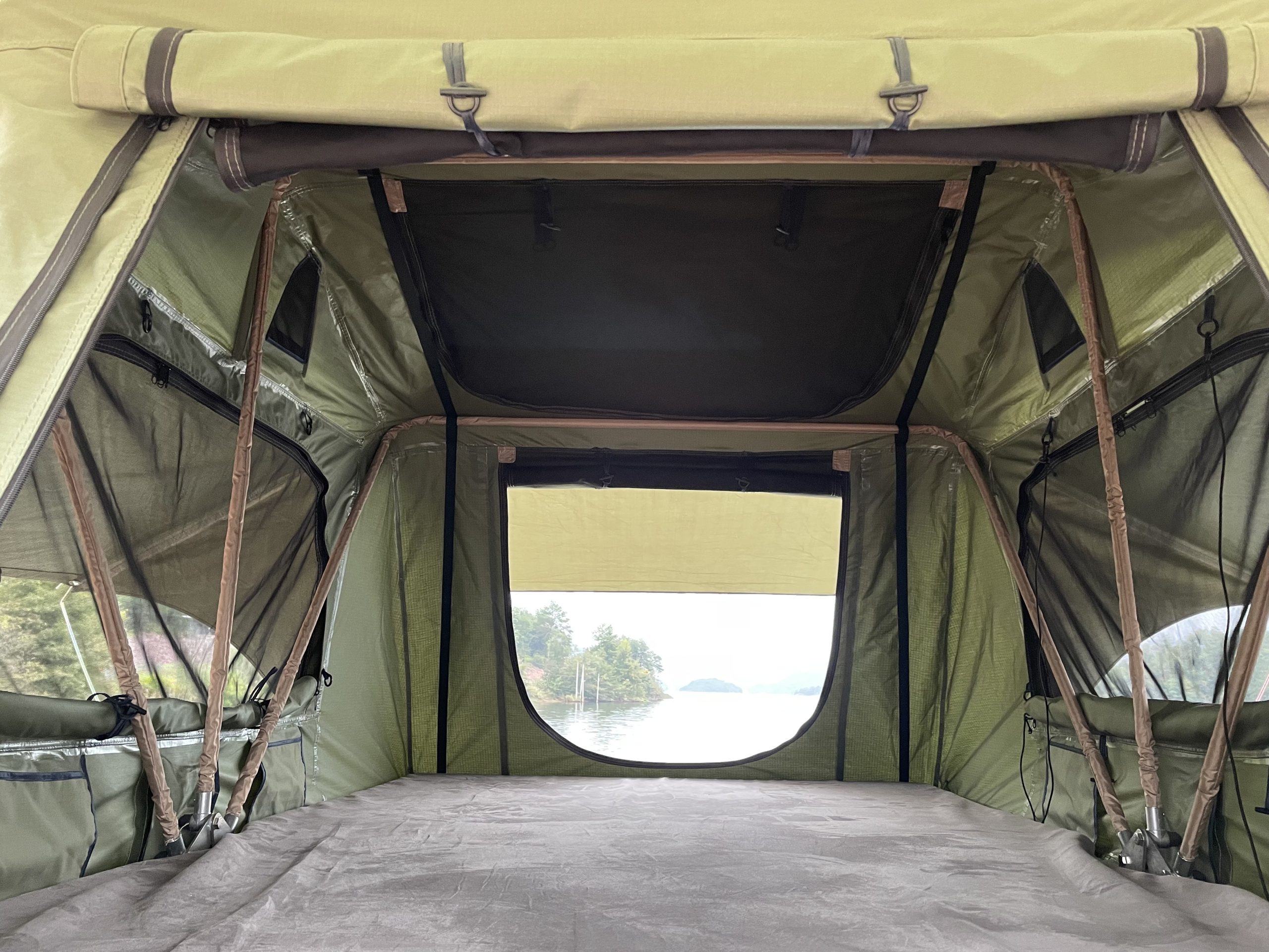 RCT0103 Roof Top Tent 6